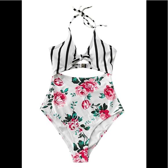 CUPSHE Sweet Honey Bowknot One-Piece Swimsuit - Picture 2 of 6